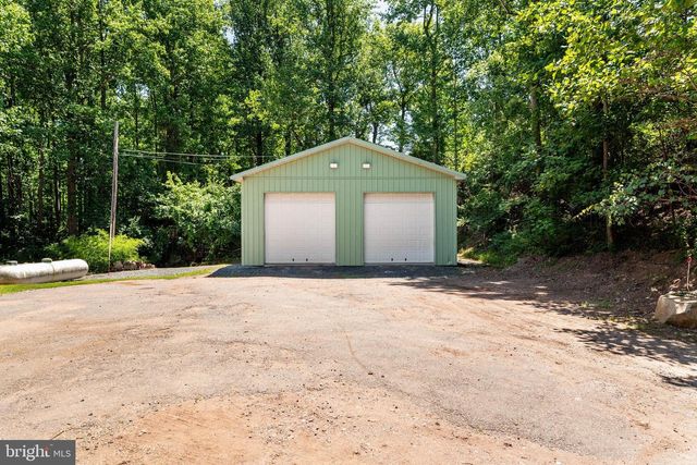 1111 WYOMISSING RD, Mohnton, PA 19540