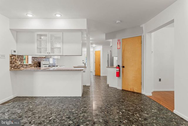 1111 WYOMISSING RD, Mohnton, PA 19540