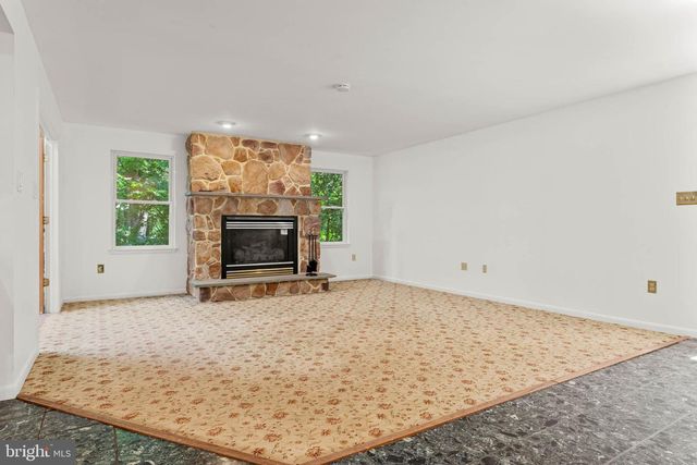 1111 WYOMISSING RD, Mohnton, PA 19540