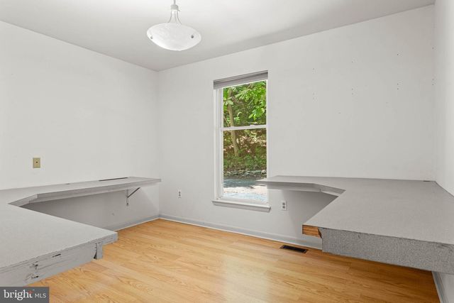 1111 WYOMISSING RD, Mohnton, PA 19540