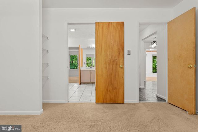 1111 WYOMISSING RD, Mohnton, PA 19540