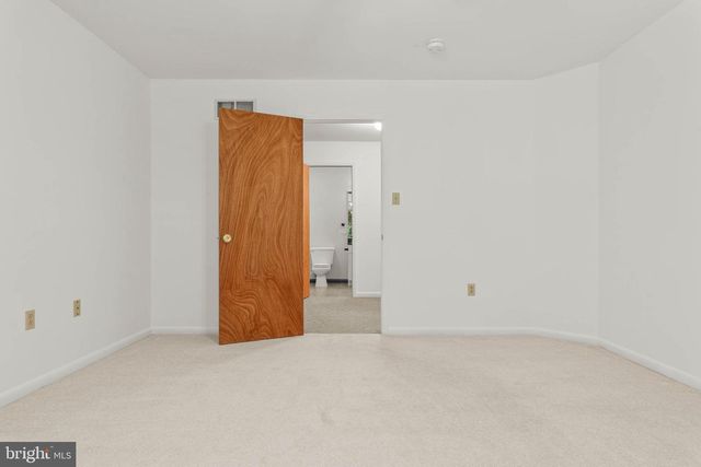 1111 WYOMISSING RD, Mohnton, PA 19540