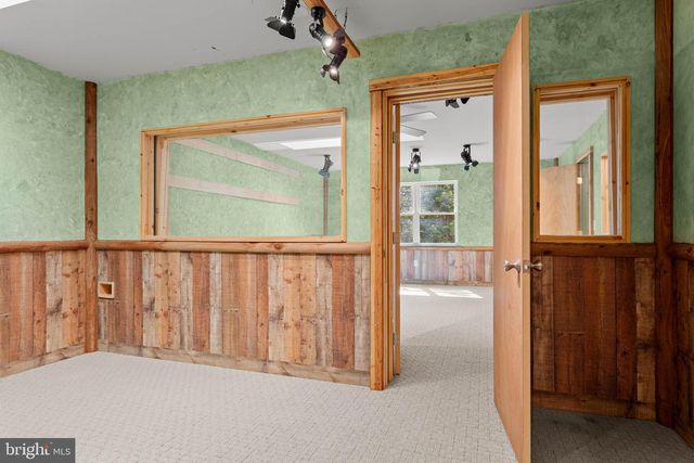 1111 WYOMISSING RD, Mohnton, PA 19540