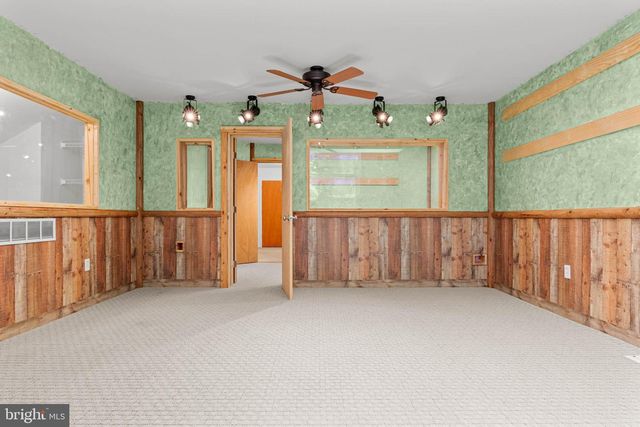 1111 WYOMISSING RD, Mohnton, PA 19540