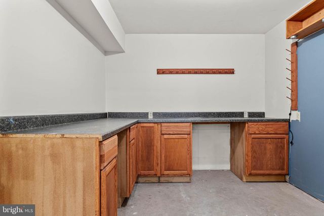 1111 WYOMISSING RD, Mohnton, PA 19540