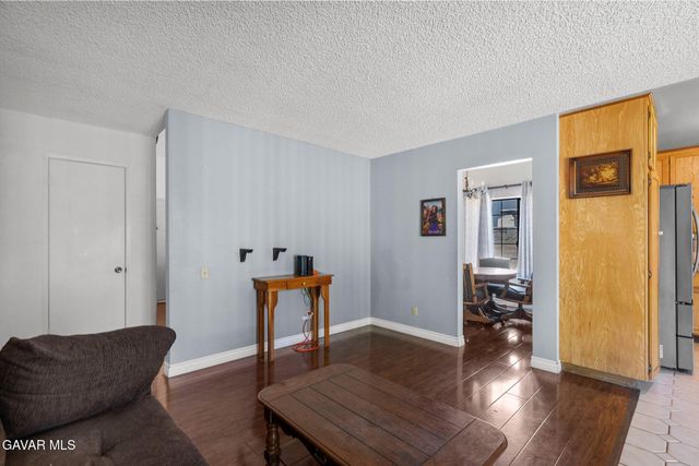 663 Eston Place, Lancaster, CA 93535