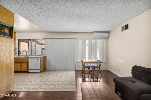 663 Eston Place, Lancaster, CA 93535