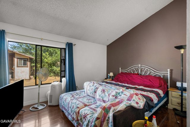 663 Eston Place, Lancaster, CA 93535