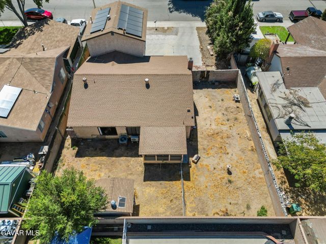 663 Eston Place, Lancaster, CA 93535
