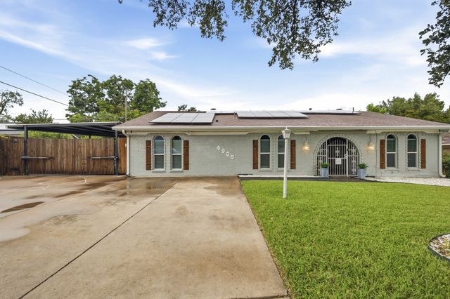 4905 Emerald Lake Drive, Fort Worth, TX 76103