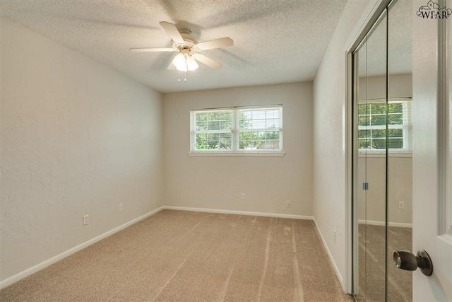 2303 HUNTERS GLEN, Wichita Falls, TX 76306