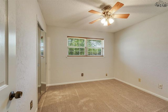 2303 HUNTERS GLEN, Wichita Falls, TX 76306
