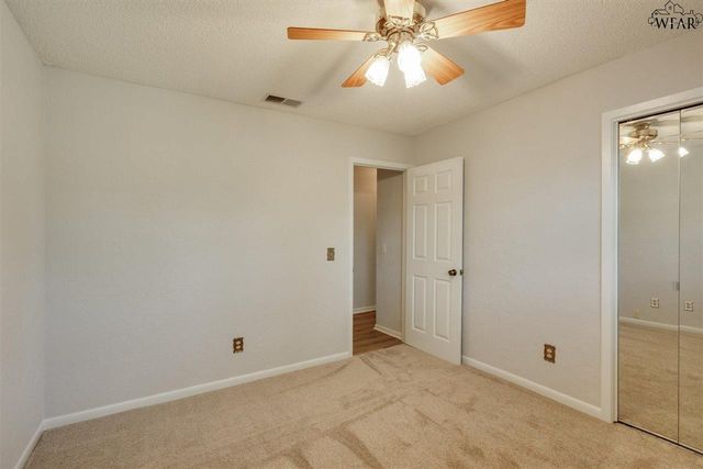 2303 HUNTERS GLEN, Wichita Falls, TX 76306