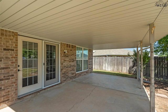 2303 HUNTERS GLEN, Wichita Falls, TX 76306