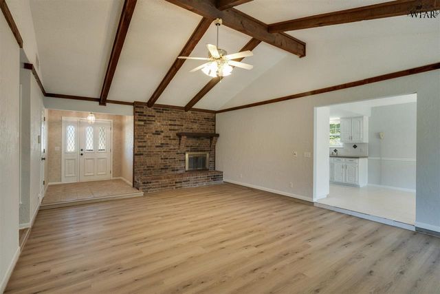 2303 HUNTERS GLEN, Wichita Falls, TX 76306
