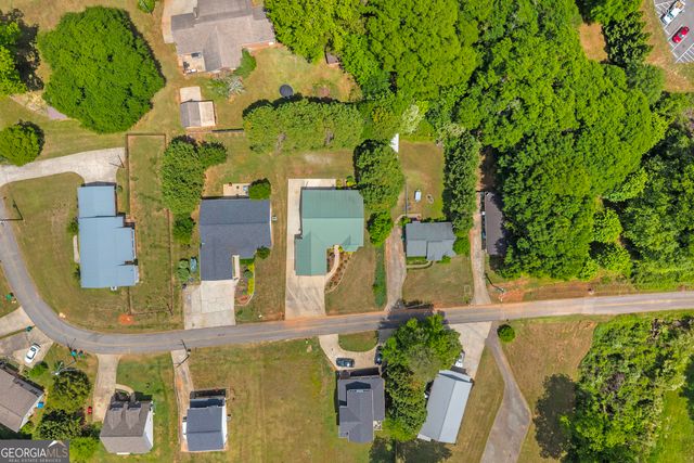 99 Parker Street, Carnesville, GA 30521