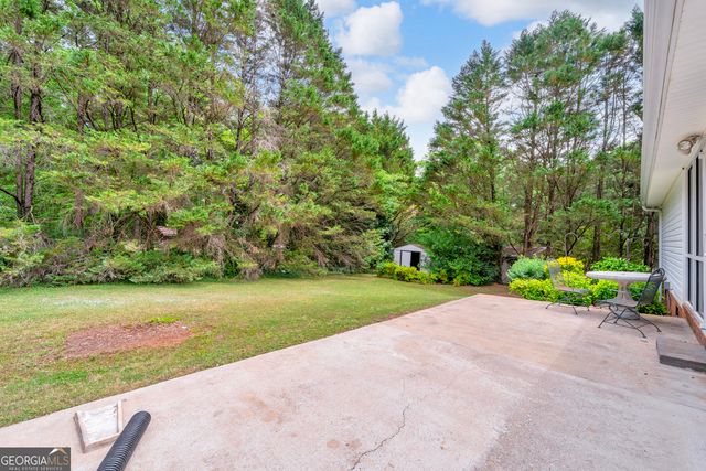 99 Parker Street, Carnesville, GA 30521