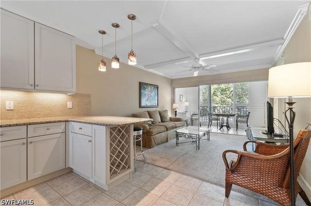 490 Broad AVE S H490, Naples, FL 34102