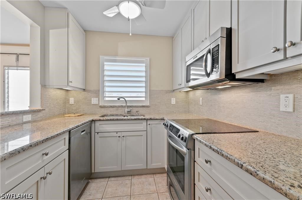 490 Broad AVE S H490, Naples, FL 34102