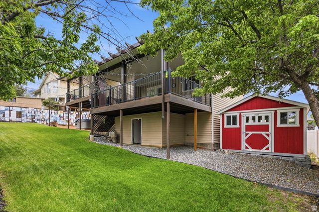 1055 E CASTLE ROCK RD, Sandy, UT 84094