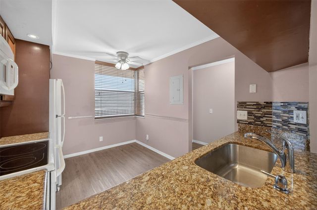 2524 NW 104th Ave 307, Sunrise, FL 33322