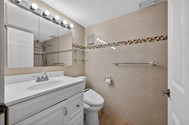 2524 NW 104th Ave 307, Sunrise, FL 33322