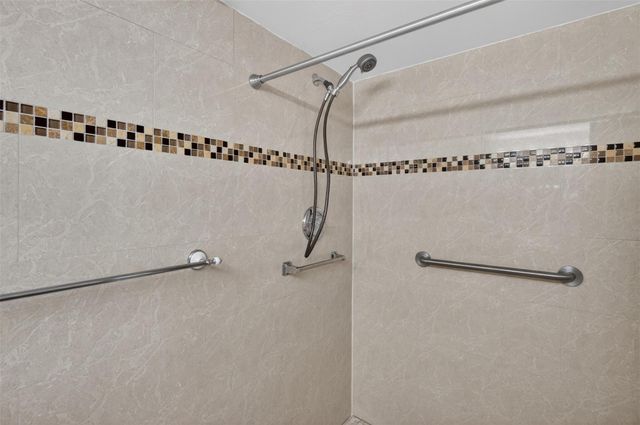 2524 NW 104th Ave 307, Sunrise, FL 33322