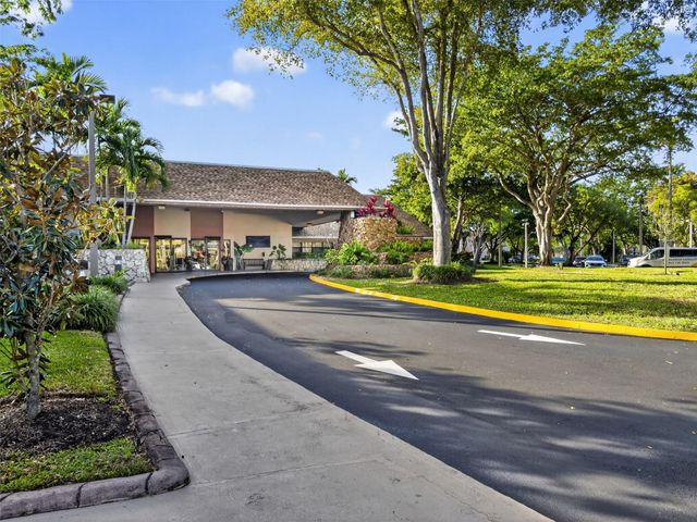 2524 NW 104th Ave 307, Sunrise, FL 33322