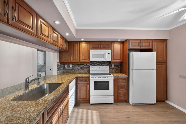 2524 NW 104th Ave 307, Sunrise, FL 33322