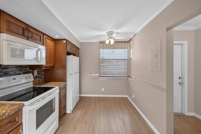 2524 NW 104th Ave 307, Sunrise, FL 33322