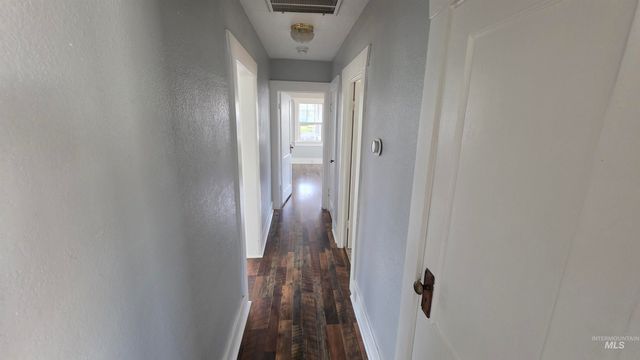 613 8th St. S., Nampa, ID 83651