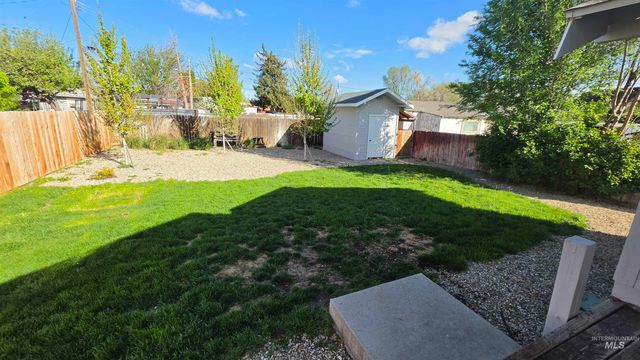 613 8th St. S., Nampa, ID 83651