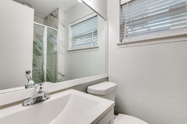 1902 Glenwick Lane, Irving, TX 75060