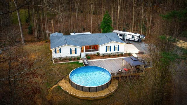 280 Ebenezer Road, Ellijay, GA 30536