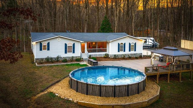 280 Ebenezer Road, Ellijay, GA 30536