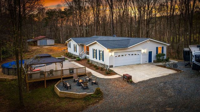 280 Ebenezer Road, Ellijay, GA 30536