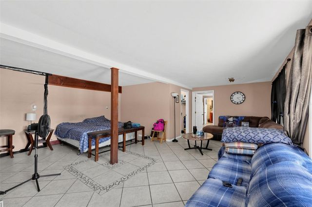 3314 59TH AVENUE DRIVE E, Bradenton, FL 34203
