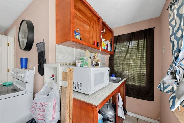 3314 59TH AVENUE DRIVE E, Bradenton, FL 34203