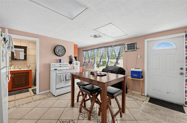 3314 59TH AVENUE DRIVE E, Bradenton, FL 34203