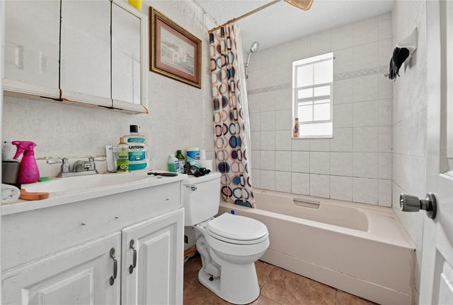 3314 59TH AVENUE DRIVE E, Bradenton, FL 34203