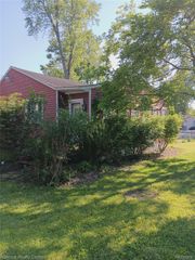 30429 Pardo Street, Garden City, MI 48135