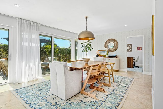 351 Colony Key Circle, Atlantis, FL 33462