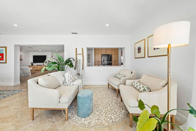 351 Colony Key Circle, Atlantis, FL 33462