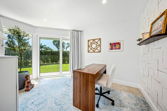 351 Colony Key Circle, Atlantis, FL 33462