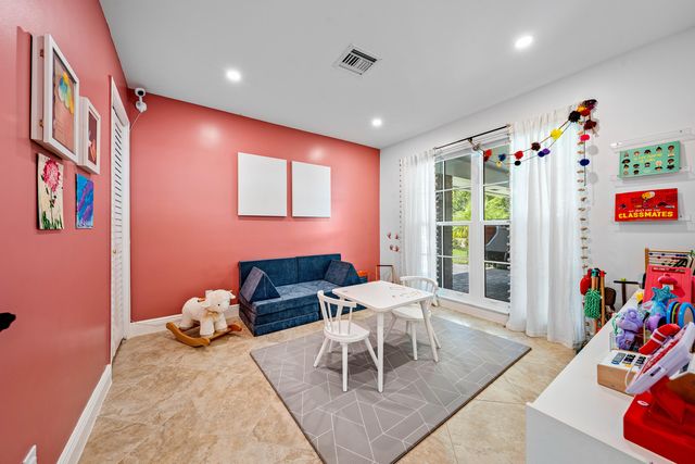 351 Colony Key Circle, Atlantis, FL 33462