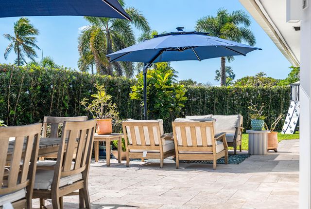 351 Colony Key Circle, Atlantis, FL 33462