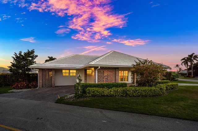 351 Colony Key Circle, Atlantis, FL 33462