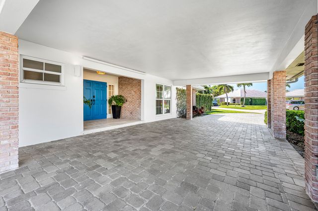 351 Colony Key Circle, Atlantis, FL 33462