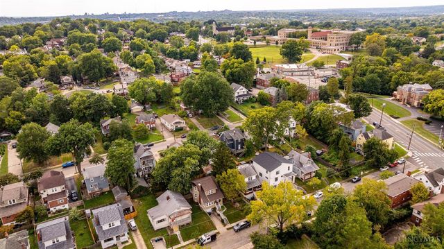 2527 Ridgeland Place, Cincinnati, OH 45212