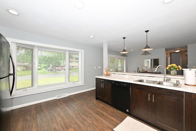 N90W17638 St. Francis DRIVE, Menomonee Falls, WI 53051
